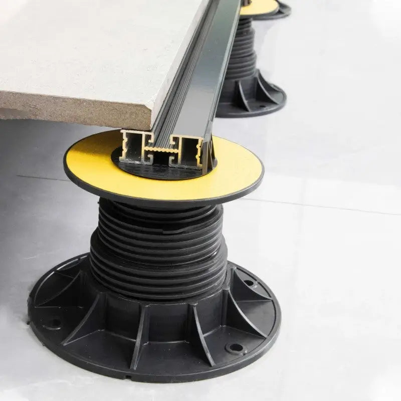 Self Levelling Pedestals for Paving, 59-218mm Height